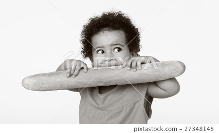 African Descent Girl Child Kid Pretty Fun Concept African Descent Girl Child Kid Pretty Fun Concept 27348148