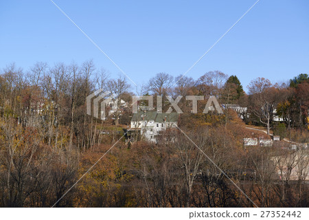 Pennsylvania Pennsylvania 27352442