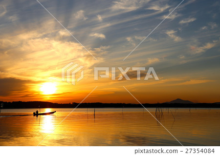 Evening landscape of Hakusuma Izawa Park Ibaraki Prefecture 27354084