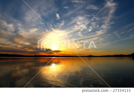 Evening landscape of Hakusuma 27354115