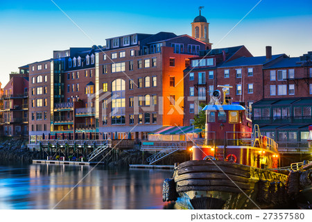 Portsmouth, New Hampshire 27357580