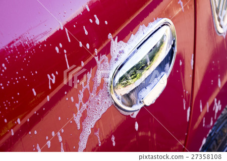 Cleaning car  27358108