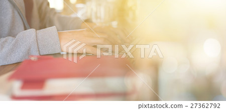 working at home 27362792