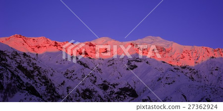 beautifull cloudy sunrise in the mountains beautifull cloudy sunrise in the mountains 27362924