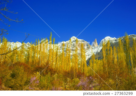 beautiful Landscape of Hunza Valley in Autumn beautiful Landscape of Hunza Valley in Autumn 27363299