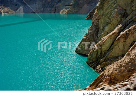 Attabad Lake in Northern Pakistan 27363825