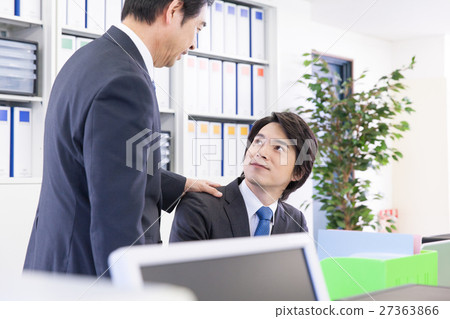 鼓勵員工的老闆 27363866