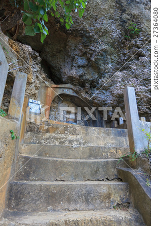 Tomb of Amamitieu 27364080