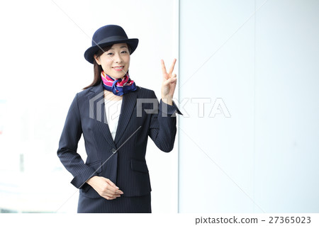 Uniform woman 27365023