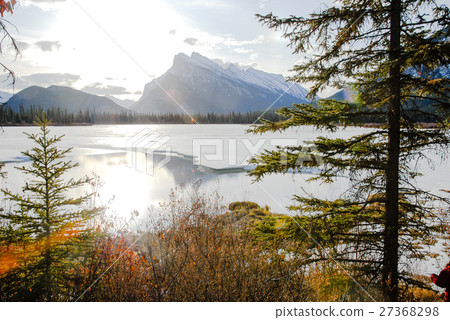 Winter Canadian · Rocky Morning Vermillion · Lake and Randle Mountain Winter Canadian · Rocky Morning Vermillion · Lake and Randle Mountain 27368298