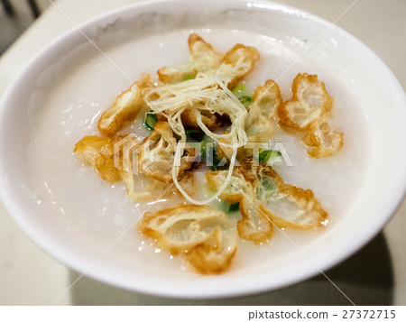皮蛋瘦肉粥 皮蛋瘦肉粥 27372715
