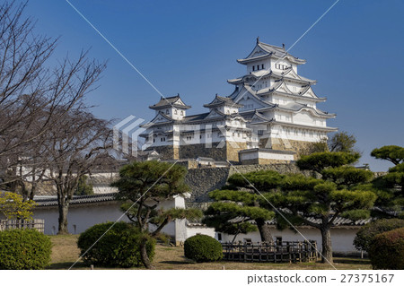 White Heron Castle - the famous Himeji Castle in Kobe City 27375167