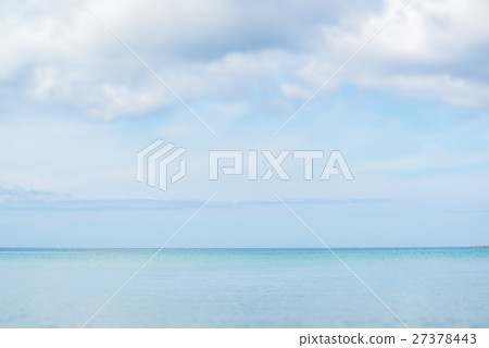 Simple sea with tilt shift blur Simple sea with tilt shift blur 27378443