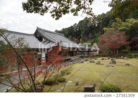 Jogeji寺的主要大廳 Jogeji寺的主要大廳 27381309