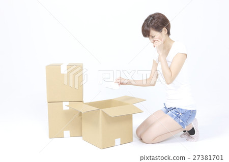 Moving accident image 27381701