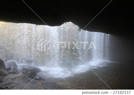 Kobataki瀑佈在熊本縣小國町 27382537