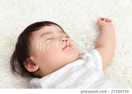 Easily sleeping baby Easily sleeping baby 27384750
