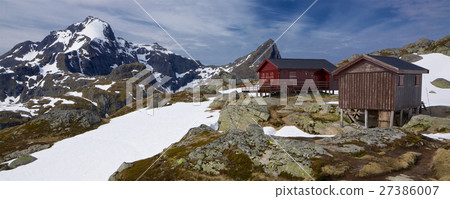Mountain hut in Norway Mountain hut in Norway 27386007