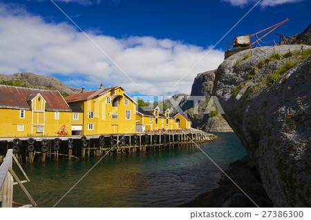 Nusfjord on Lofoten Nusfjord on Lofoten 27386300