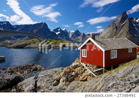 Red rorbu fishing hut 27386491