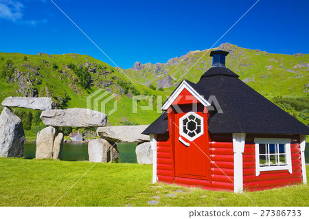Scenic Lofoten Scenic Lofoten 27386733