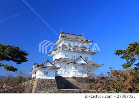 小田原城堡在陽光下 27387353