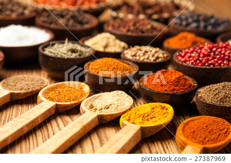 A selection of spices 27387969