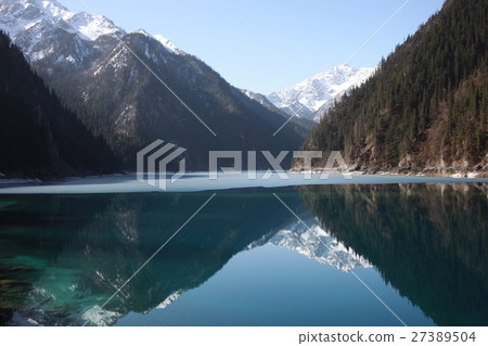 Jiuzhaigou Jiuzhaigou 27389504