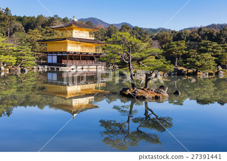 Kinkakuji Temple (The Golden Pavilion) 27391441