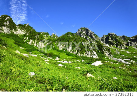 Senjakikoshi covered with fresh green Senjakikoshi covered with fresh green 27392315