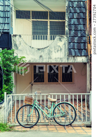 Bicycle vintage decorative design Bicycle vintage decorative design 27392784