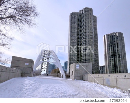 Toronto Lake The Humber Bay Arch Bridge 2016 27392934