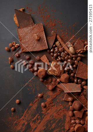 Assorted chocolate truffles 27395415