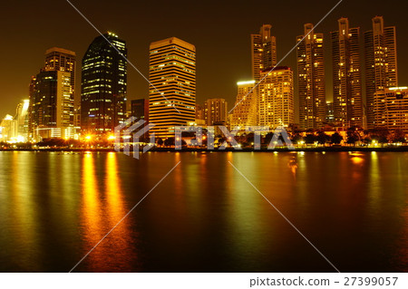 泰國首都曼谷(曼谷,泰國景觀)的景觀 泰國首都曼谷(曼谷,泰國景觀)的景觀 27399057