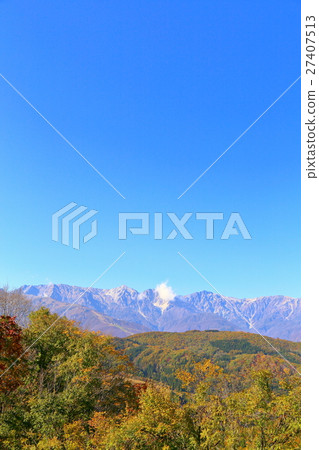 Autumn leaves and the Northern Alps [Nagano/Hakuba Village] 27407513