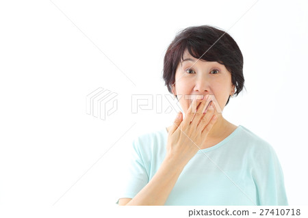 Amazing woman 27410718