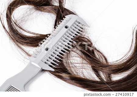 Comb slice hair with blade and hairs. 27410917