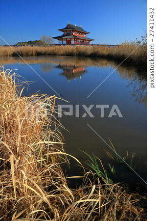 Heijo-kyo ruin reflected on the surface of water Heijo-kyo ruin reflected on the surface of water 27411432