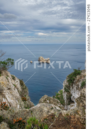 Rock islands 27413046