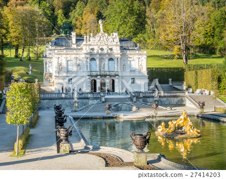 Linderhof palace in Ettal, Germany Linderhof palace in Ettal, Germany 27414203