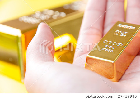 gold bars 27415989