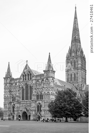 West front view of Salisbury Cathedral. UK West front view of Salisbury Cathedral. UK 27418461