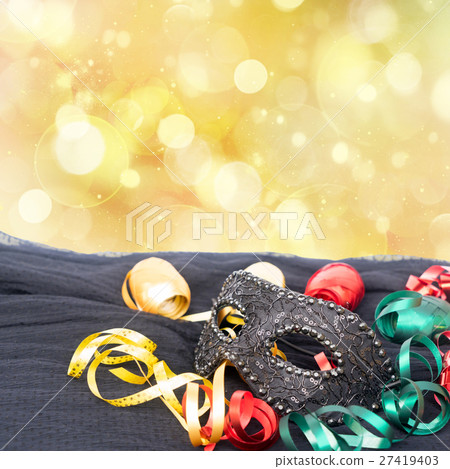 Mask with masquerade decorations 27419403