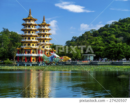 台灣 高雄 左營 蓮池潭 龍虎塔 27420507