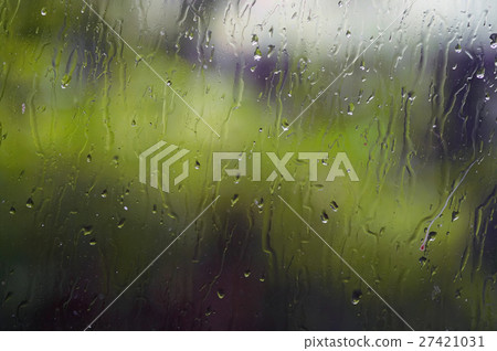 Water drops on window - splattered glass 27421031
