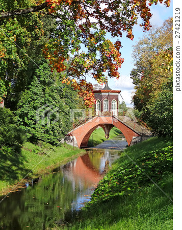 Tsarskoye Selo. Cross the bridge. Autumn. Russia. Tsarskoye Selo. Cross the bridge. Autumn. Russia. 27421219