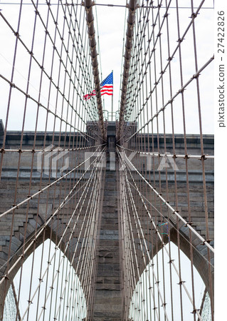 Crossing the Brooklyn bridge Crossing the Brooklyn bridge 27422826