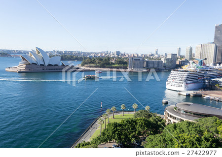 Iconic Opera house 27422977