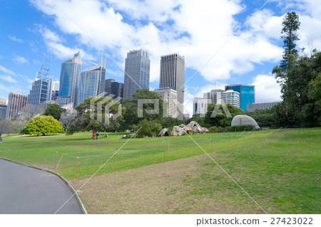 CBD from the Royal Botanical Gardens 27423022
