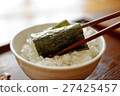 Rice and boards Nori 27425457